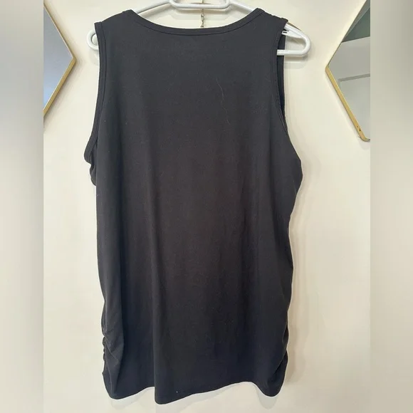 Black Tank - Picture 3 of 4